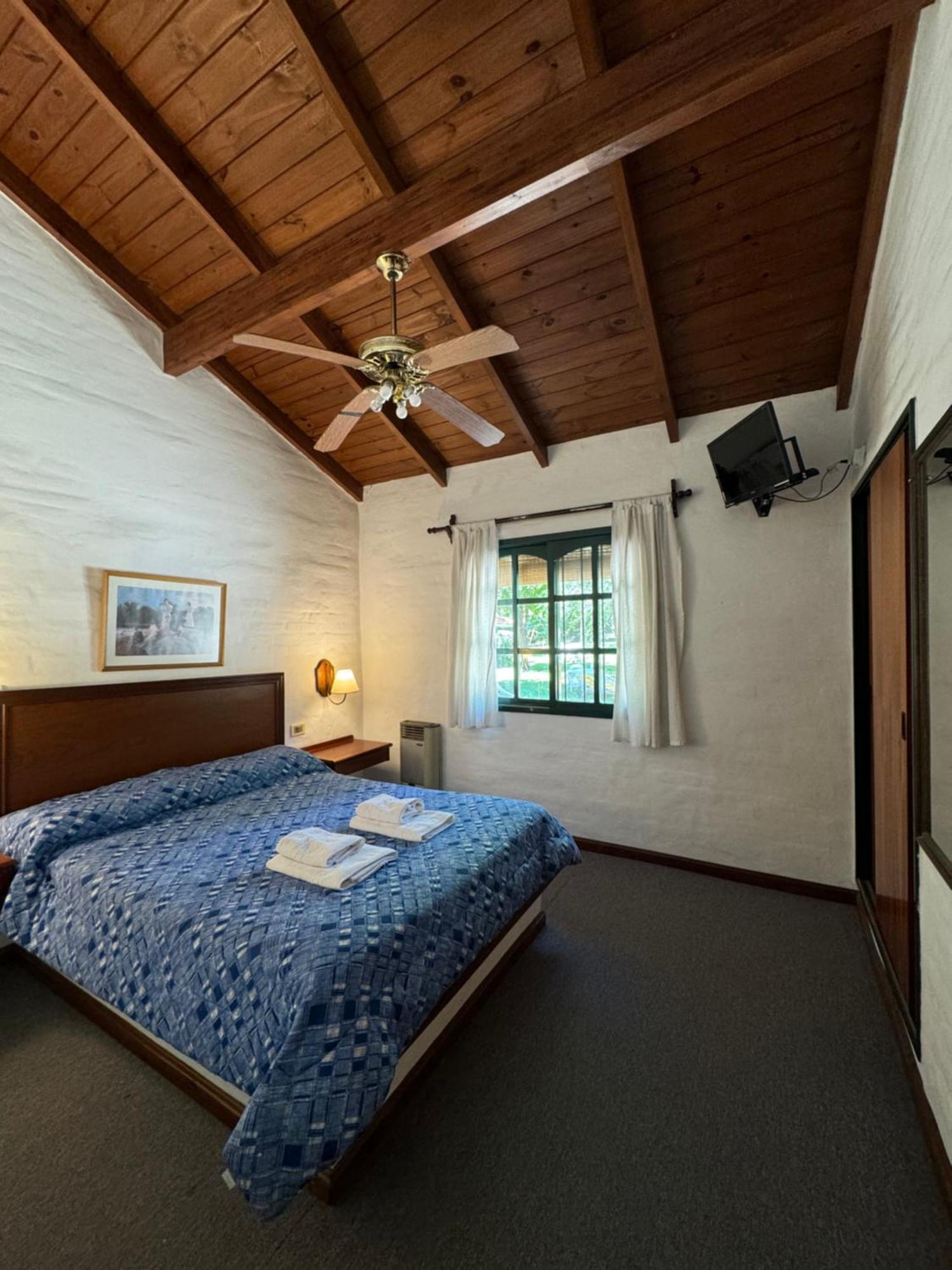 Chalet Casas Blancas Villa General Belgrano